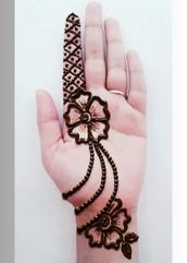 Simple Front Hand Mehndi Design