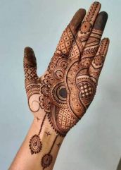 Simple Front Hand Mehndi Design