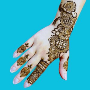 Back Hand Finger Pakistani Mehndi Designs 